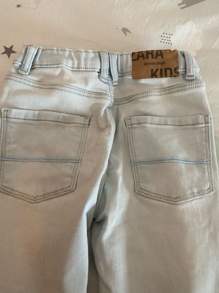 Conjunto Zara Camisa y Vaquero Talla 4-5 Años