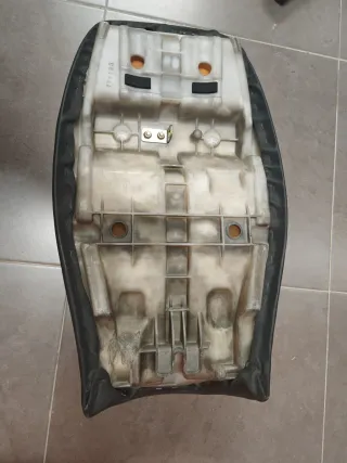 Asiento Yamaha Diversion Negro