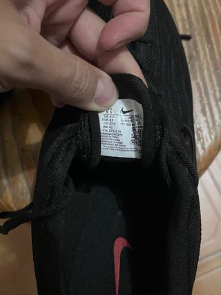 Zapatillas Nike Shox Negro/Rojo