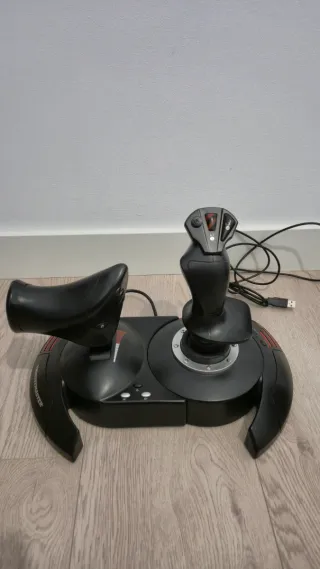 Thrustmaster T.Flight Hotas X PC & PS3