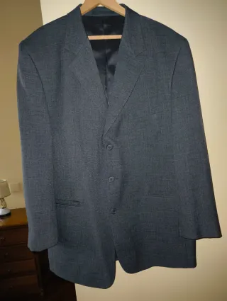 Traje de caballero gris