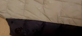 Chaleco sin mangas con calaveras