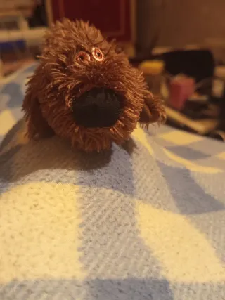 Peluche perro marrón suave