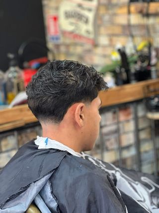 Barbería a Domicilio 742030884