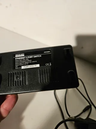 Switch Konig CMP-Ehub15 5 Porte