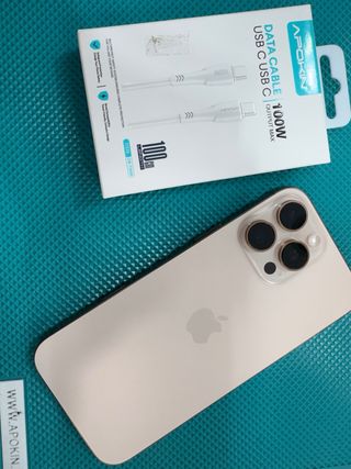 iPhone 16 Pro Max Dorado
