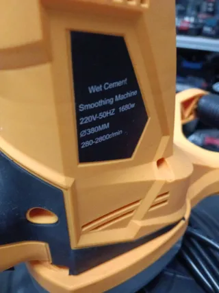 Frattazzo elettrico 1680W