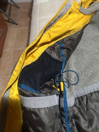 Chaqueta CMP amarilla talla 54 a estrenar