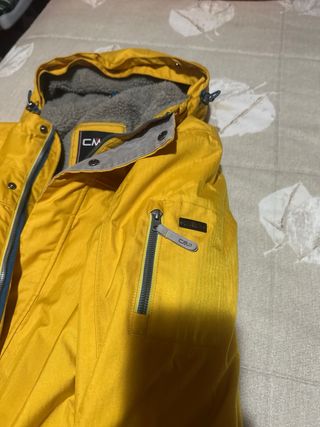Chaqueta CMP amarilla talla 54 a estrenar