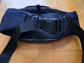 Decathlon riñonera de bicicleta color negro