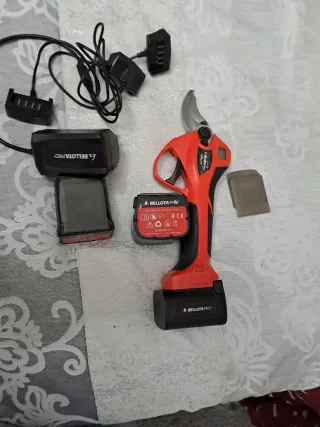 Tijera Eléctrica Poda Bellota