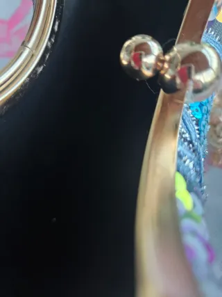 Bolso de fiesta azul y plata con asa