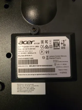 Proyector Acer X113P DLP + Mando y Cables