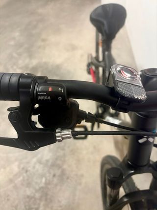 Bicicleta Btwin Gris y Roja