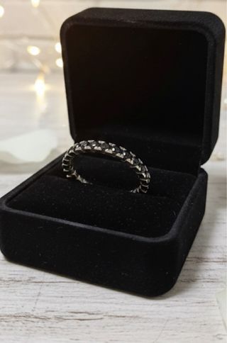 Anello con pietre nere e argento 925