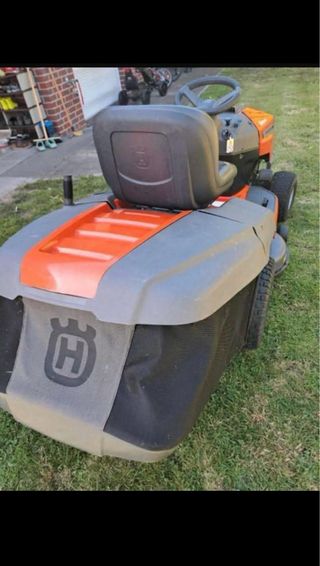 Tractor cortacésped Husqvarna CTH 174