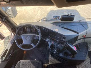 Tractora Mercedes Actros 1842 del 2017