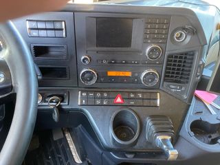 Tractora Mercedes Actros 1842 del 2017