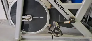 Bicicleta Estática Yosuda Plateada