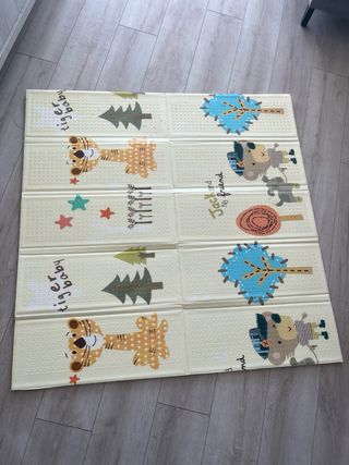 Alfombra de juego infantil acolchada