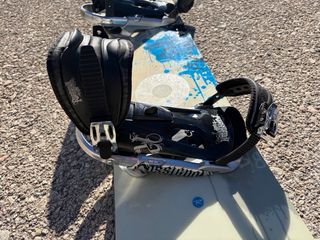 Tabla y fijaciones de snowboard ROSSIGNOL