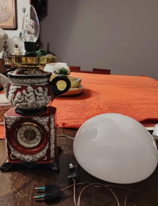 Lampada da Tavolo,Anni 60,con Orologio Integrato.
