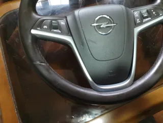 Volante con airbag o sin!! Opel insignia año 2011