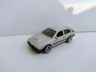 Hot Wheels Alfa Romeo GTV6 3.0