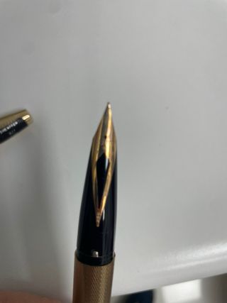 Pluma Sheaffer Dorada