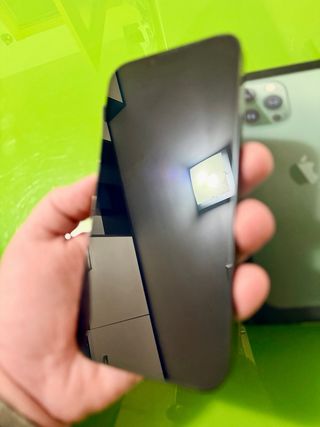 iPhone 13 Pro Max 128GB Verde Alpino con auricolari Apple