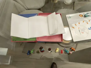 Libro juego Paw Patrol,10 figuras,patrulla canina.