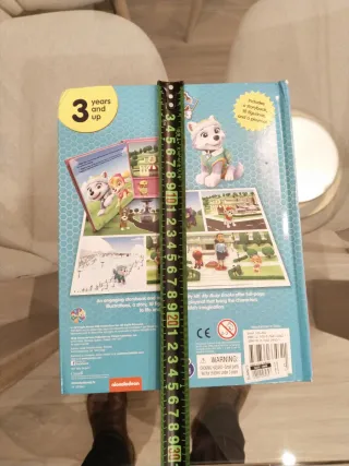 Libro juego Paw Patrol,10 figuras,patrulla canina.