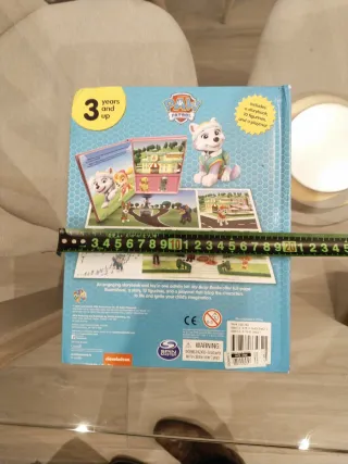 Libro juego Paw Patrol,10 figuras,patrulla canina.