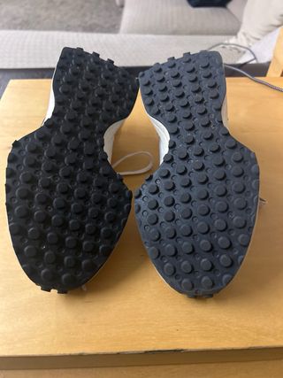 Zapatillas New Balance Gris y Blanco