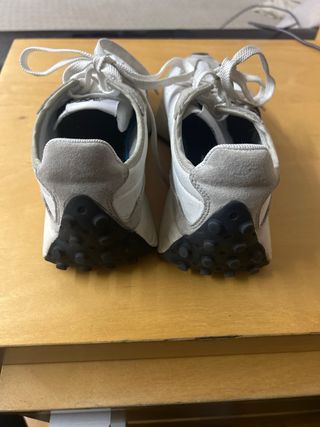 Zapatillas New Balance Gris y Blanco