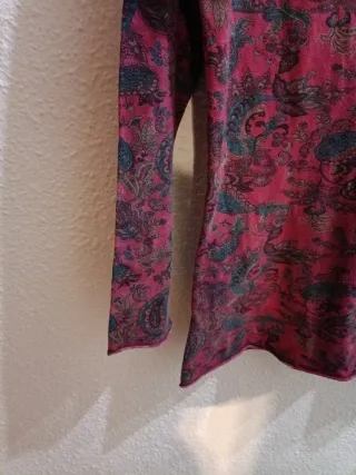 Blusa manga larga estampada