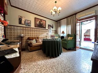 CASA EN VENTA EN BUEN ESTADO CON PATIO