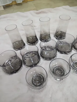 Juego 12 vasos de cristal ahumado