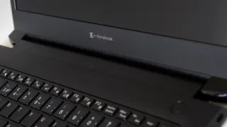 TOSHIBA ORDENADOR PORTÁTIL LAPTOP i5 SSD DÉCIMA