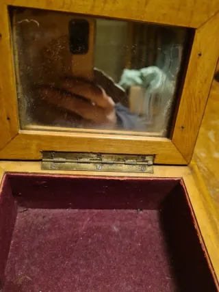 Scatola vintage portasigarette decorata