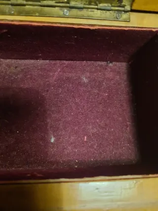 Scatola vintage portasigarette decorata