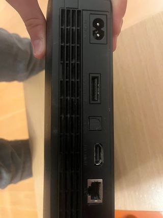 Consola PS3 Negra + 4 Juegos PES