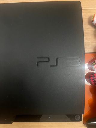 Consola PS3 Negra + 4 Juegos PES