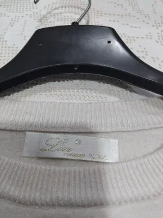 Maglioncino beige con strass