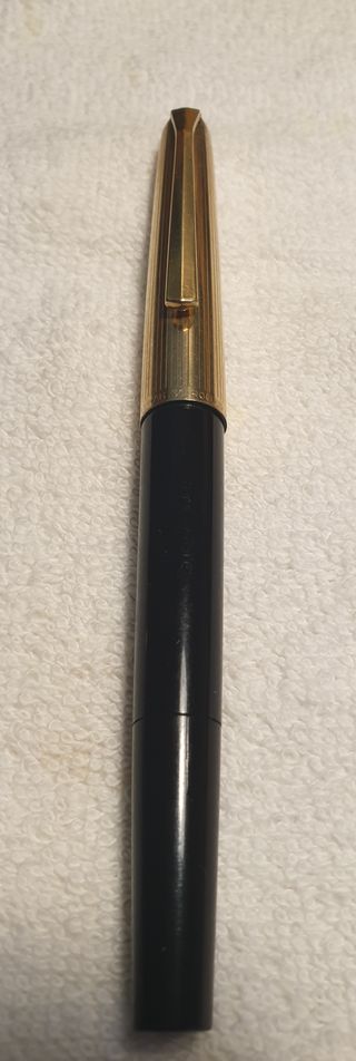 Pluma Pelikan 30 Roller Gold