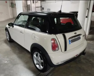 MINI Cooper R50 2005