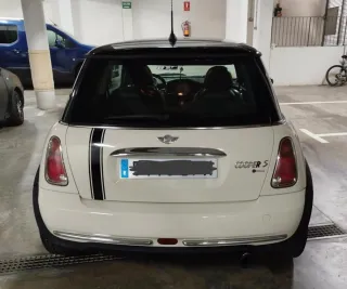 MINI Cooper R50 2005