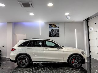 Mercedes-Benz GLC 220D AMG