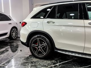Mercedes-Benz GLC 220D AMG