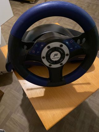 Volante Fanatec PS2 con Pedales